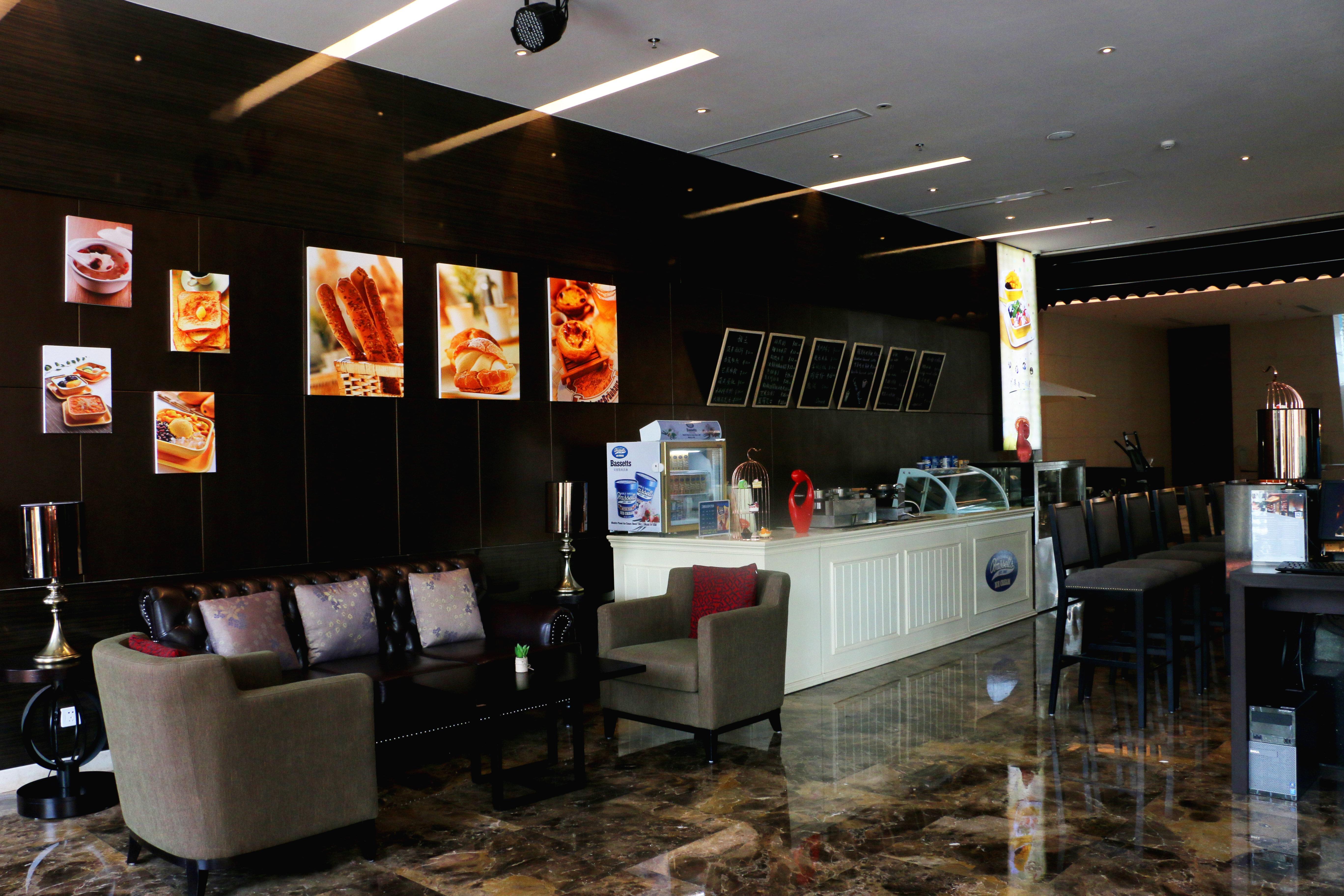 Holiday Inn Nanchang Riverside By Ihg Exterior photo